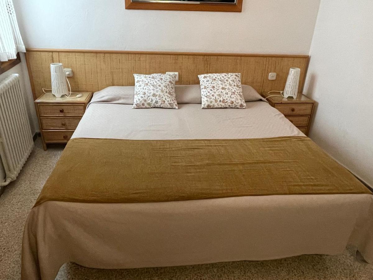 Apartamentos El Sol Tossa de Mar Luaran gambar