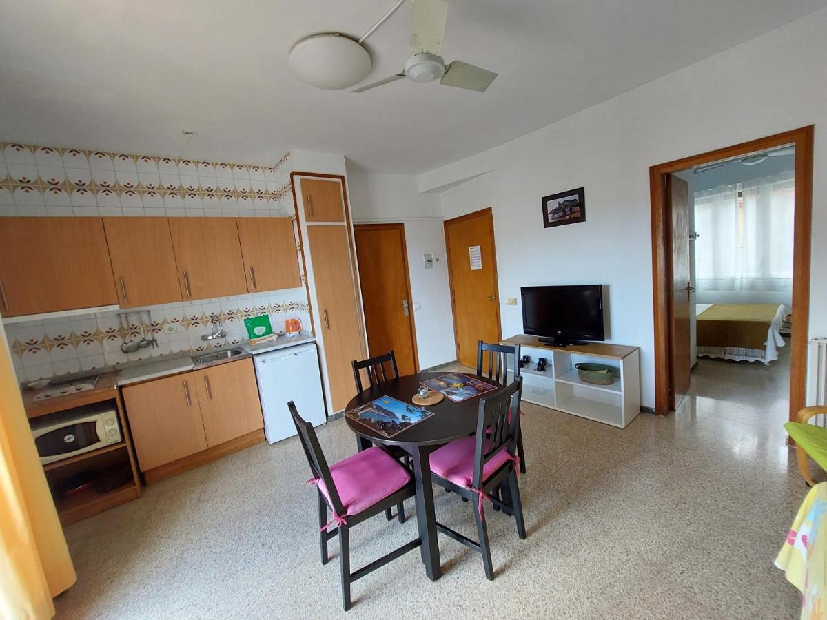 Apartamentos El Sol Tossa de Mar Luaran gambar