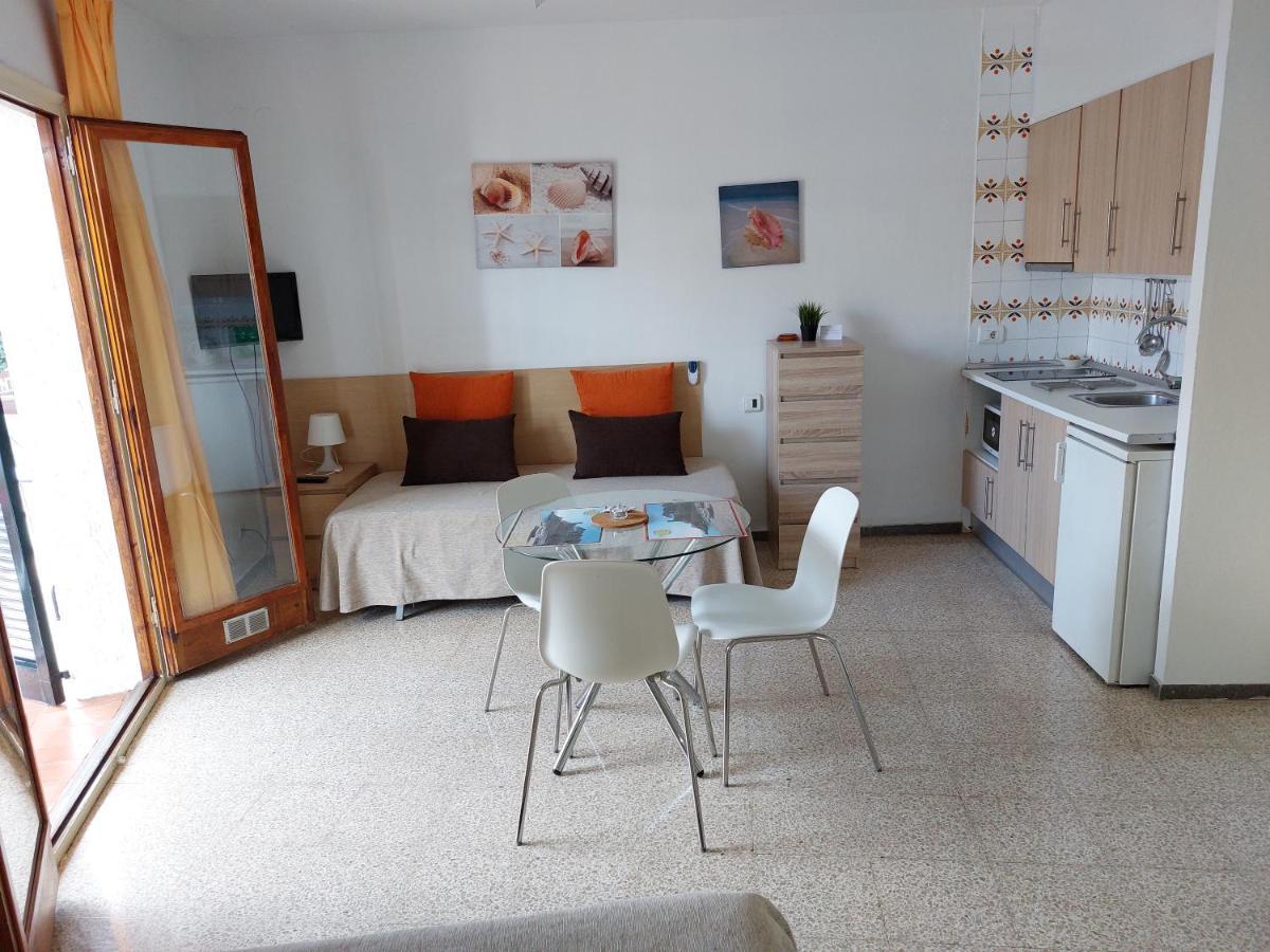 Apartamentos El Sol Tossa de Mar Luaran gambar